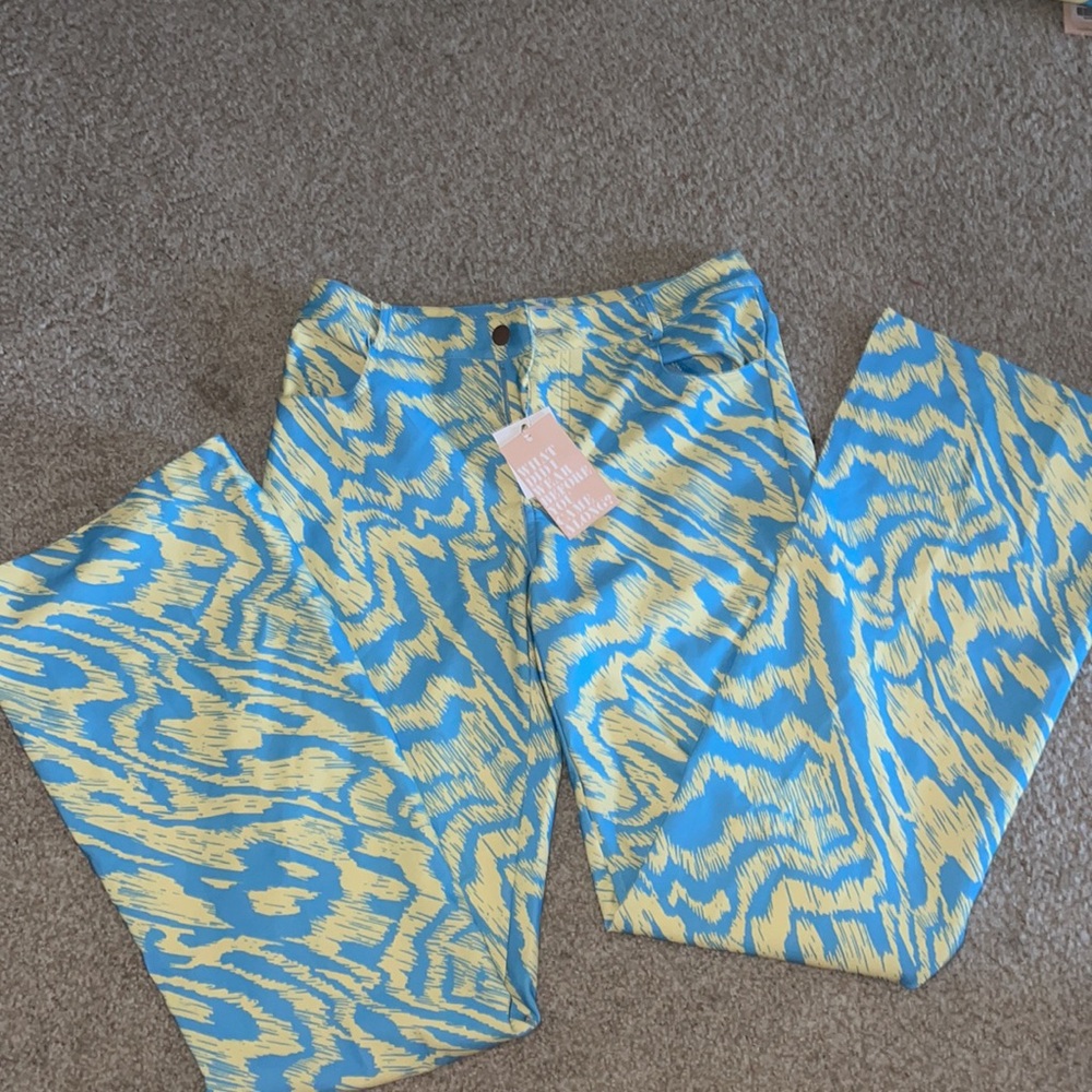 NWT Tigermist blue and yellow print pants